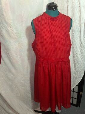 Liza Luce Sleeveless Red Midi Dress with Subtle Black Dot Pattern 1X